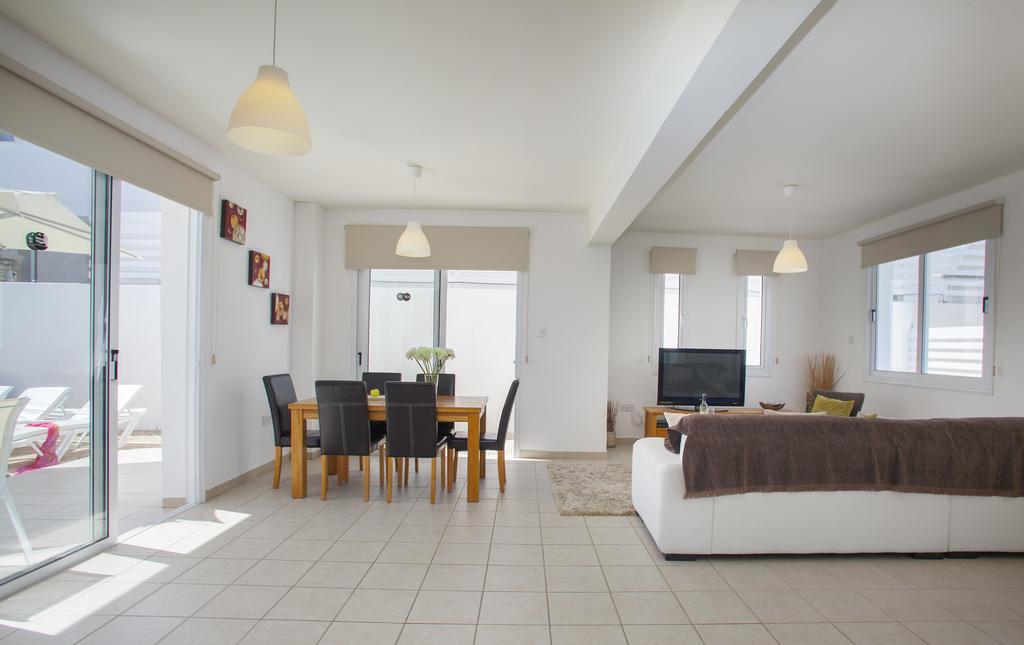 Villa Clematis بروتاراس المظهر الخارجي الصورة
